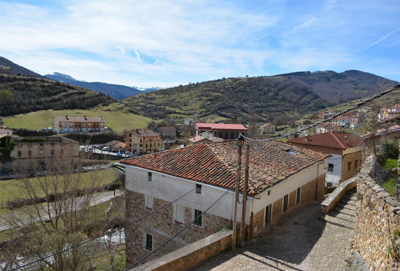 Posada Hoyos De Iregua Villoslada de Cameros Εξωτερικό φωτογραφία